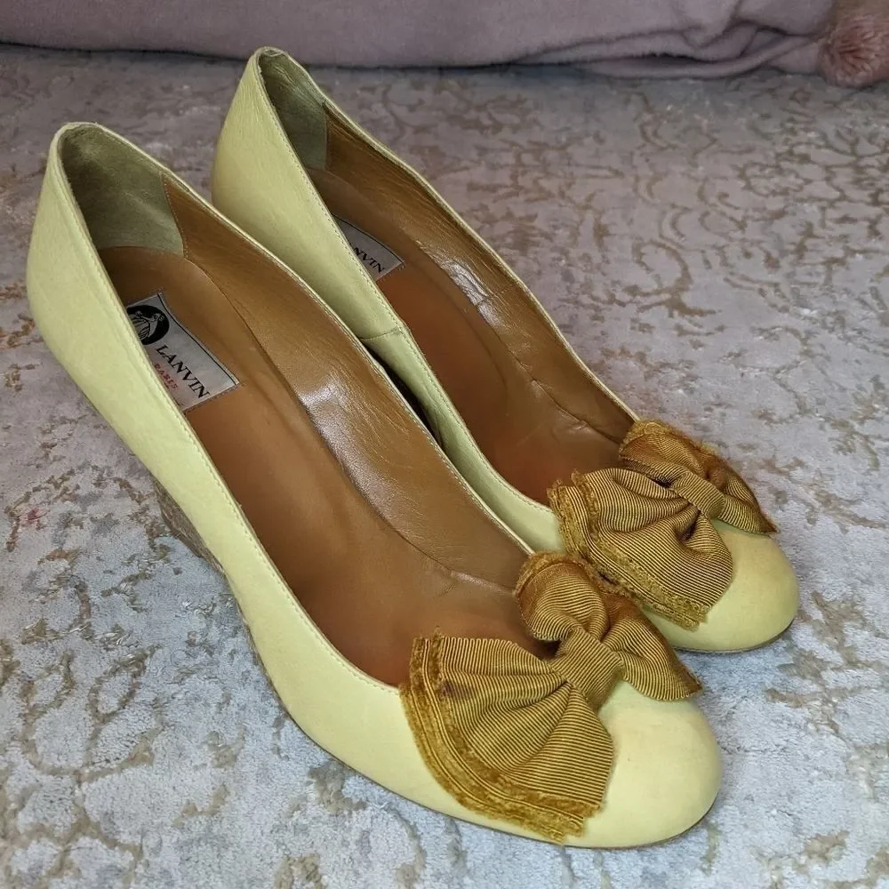 Lanvin yellow leather wedge with mustard b…